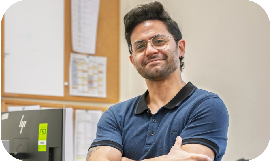 Face, Head, Person, Photography, Portrait, Adult, Male, Man, Glasses, Smile