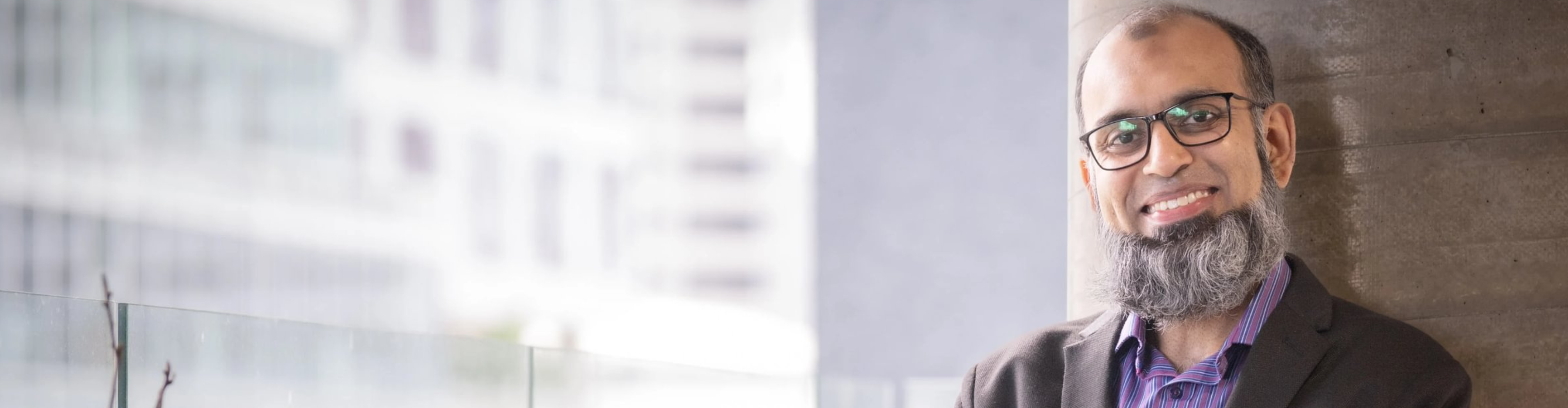 Head, Person, Face, Glasses, Photography, Portrait, Adult, Male, Man, Smile