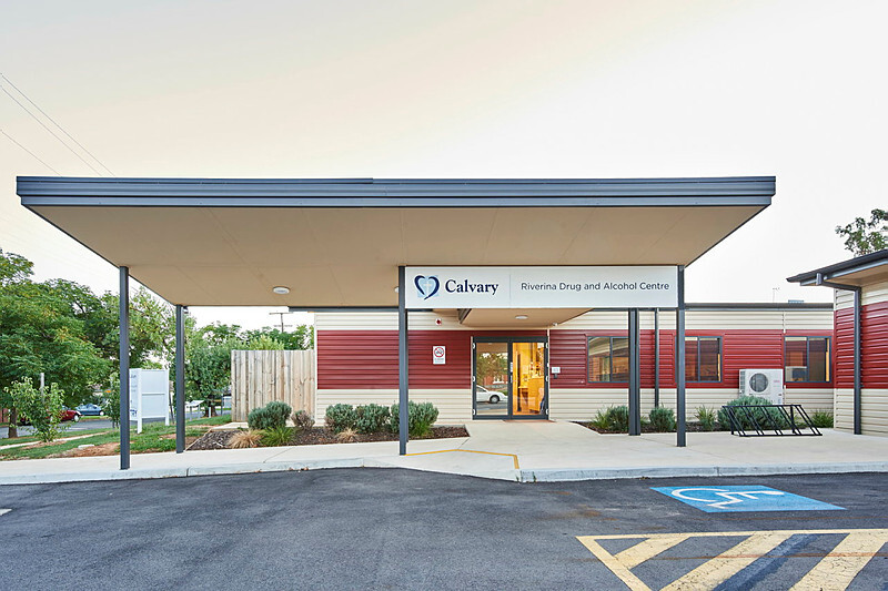 Architecture, Building, Outdoors, Shelter, Bus Stop, Car, Transportation, Vehicle, Machine, City