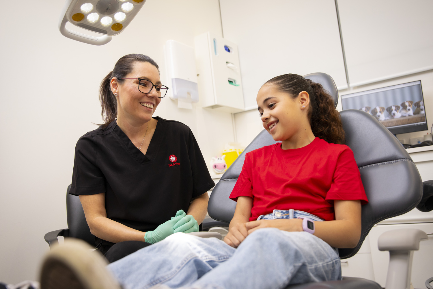 Glove, Adult, Female, Person, Woman, Necklace, Glasses, Hospital, Dentist, Face