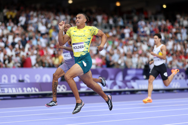Footwear, Shoe, Person, Athlete, Adult, Male, Man, Face, Shorts, Baseball (Ball)