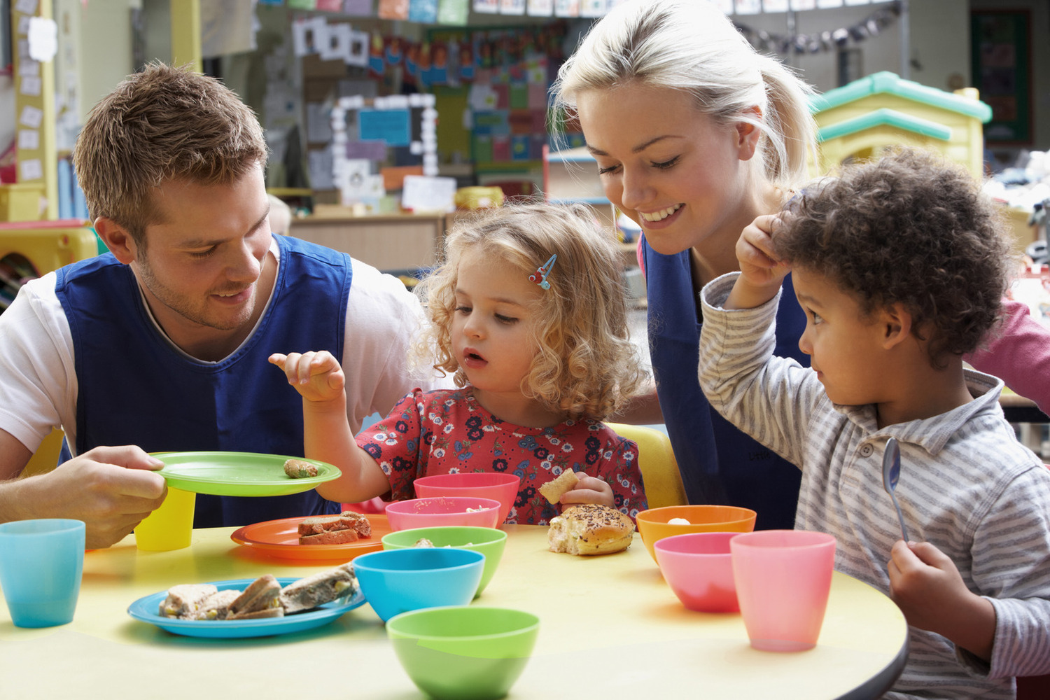 Person, Adult, Female, Woman, Child, Girl, People, Face, Head, Eating