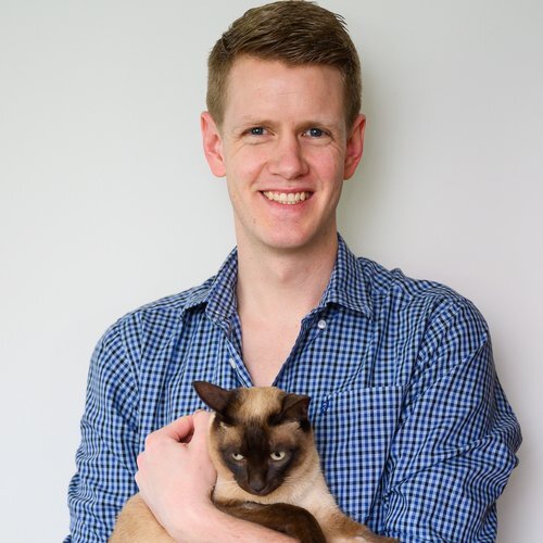 Dr Simon Howarth