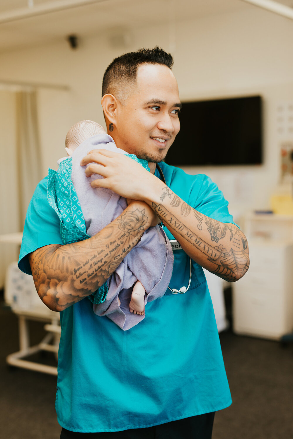 Person, Skin, Tattoo, Adult, Male, Man, Hugging, Face, Monitor, Screen