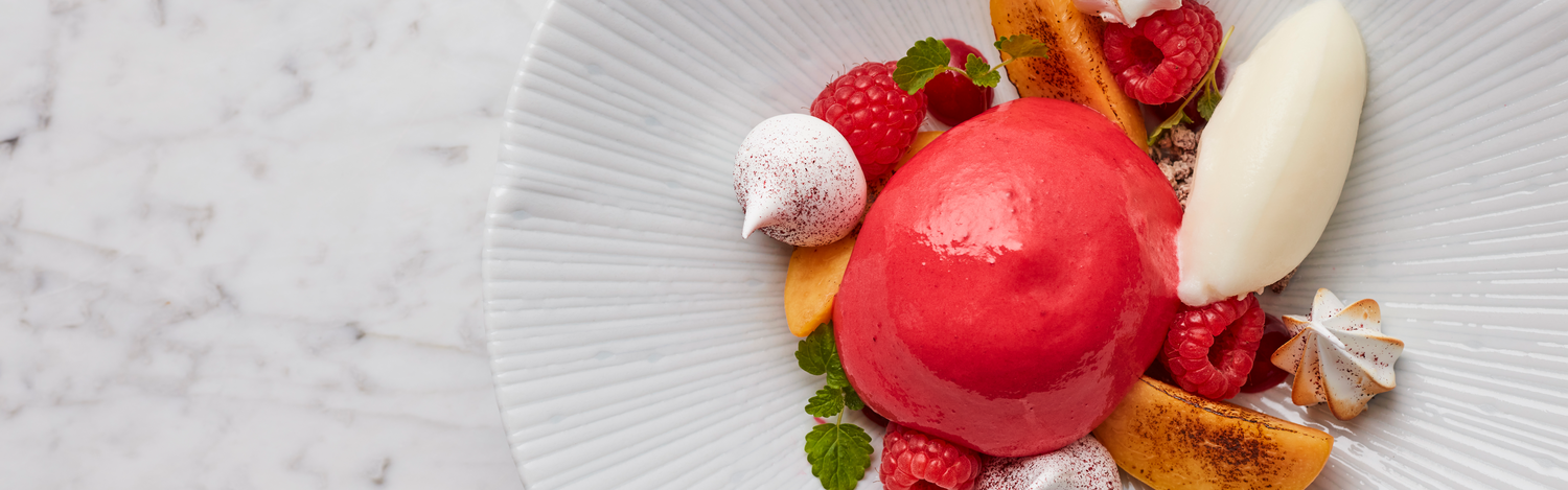 Food, Food Presentation, Cream, Dessert, Frozen Yogurt, Plate, Ice Cream, Sweets