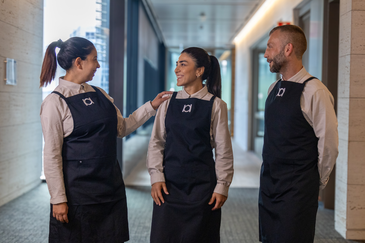 Adult, Male, Man, Person, Female, Woman, Face, Head