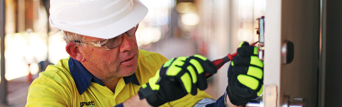 Person, Worker, Hardhat, Adult, Male, Man, Face, Glove, Cleaning, Hat