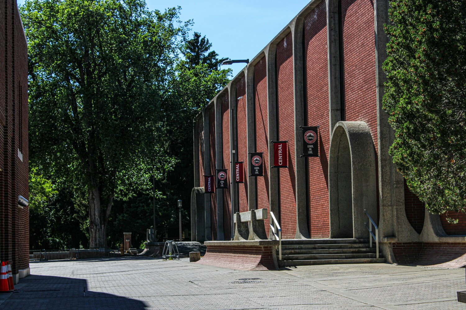 Brick, City, Road, Street, Urban, Path, Walkway, Flagstone, Building, Wall