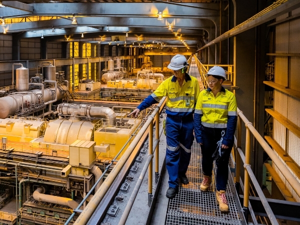 Person, Worker, Helmet, Adult, Male, Man, Hardhat, Shoe, Glasses, Factory