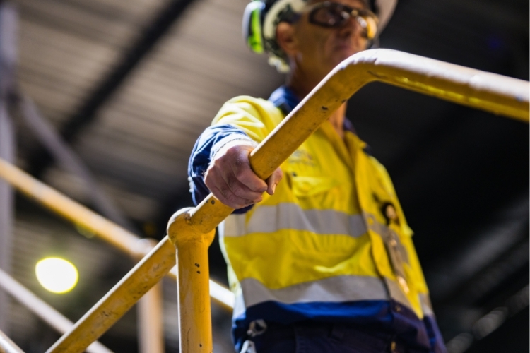 Person, Worker, Hardhat, Handrail, Adult, Male, Man, Face, Head, Hand