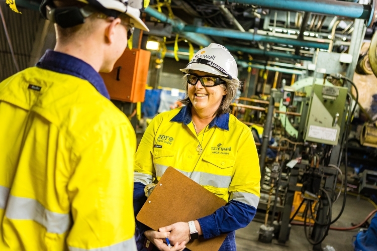 Person, Worker, Hardhat, Adult, Female, Woman, Factory, Male, Man, Glasses