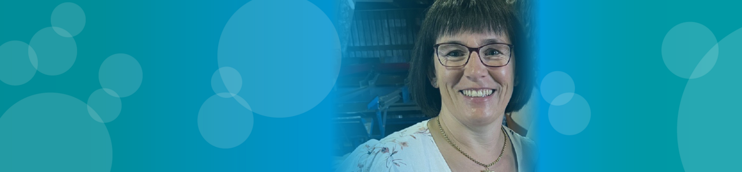 Head, Person, Face, Smile, Glasses, Portrait, Adult, Female, Woman, Necklace