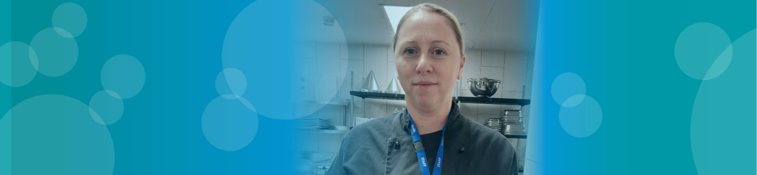 Hospital, Coat, Person, Head, Clinic, Lab, Face, Necklace, Operating Theatre, Lab Coat