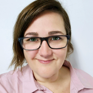 Accessories, Glasses, Head, Person, Adult, Female, Woman, Face, Portrait, Smile