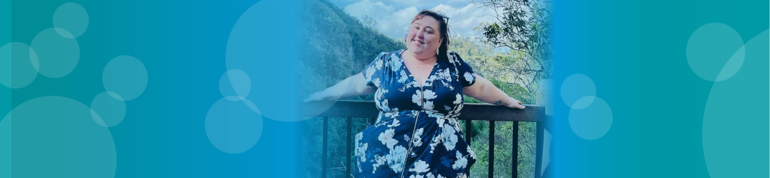 Head, Person, Face, Balcony, Adult, Female, Woman, Dress, Happy, Portrait